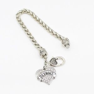 Inspired Silver Jewelry - Detroit sparkling heart bracelet Inspired Silver Jewelry - Detroit sparkling heart bracelet